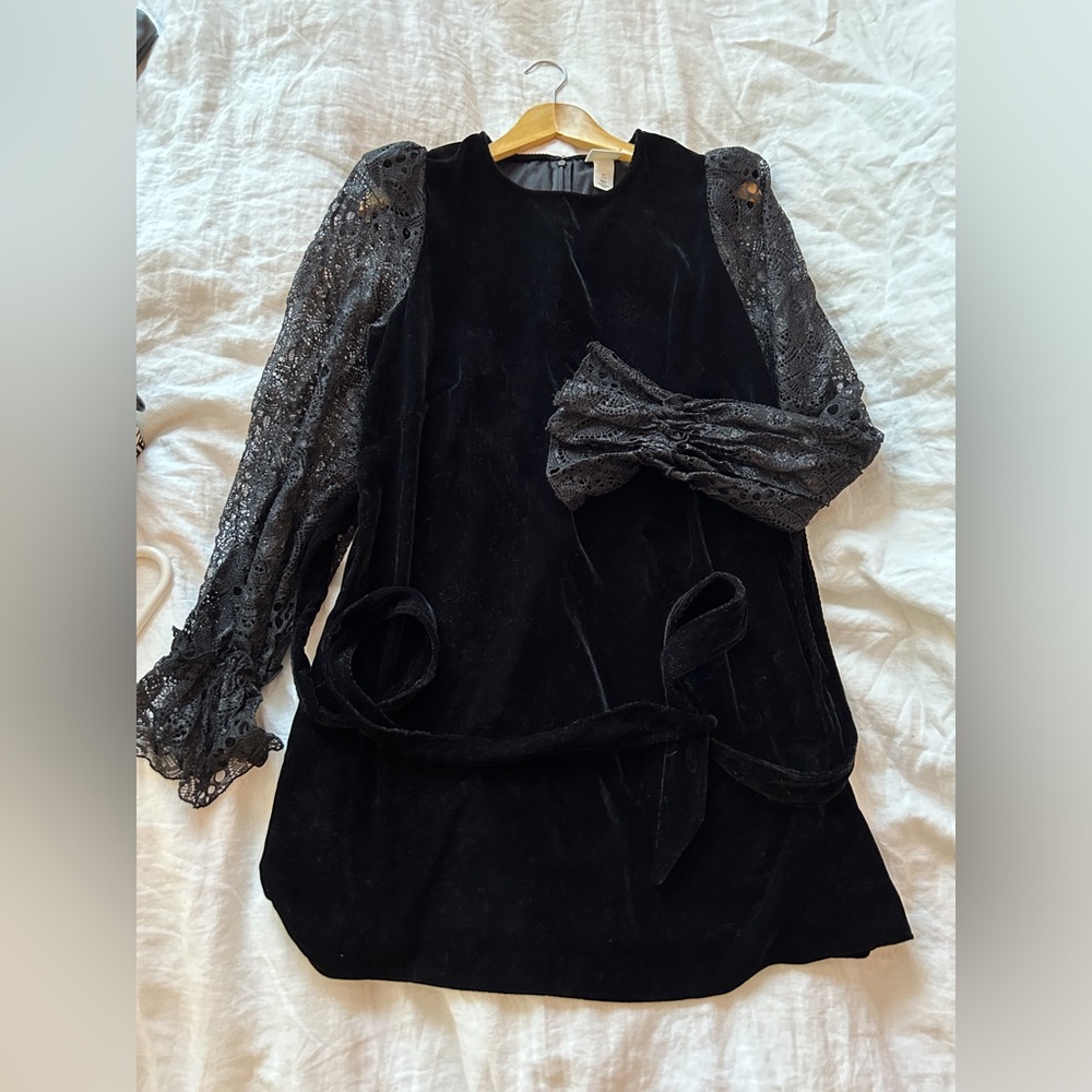 The Vampire's Wife x H&M Black Velvet Dress size L